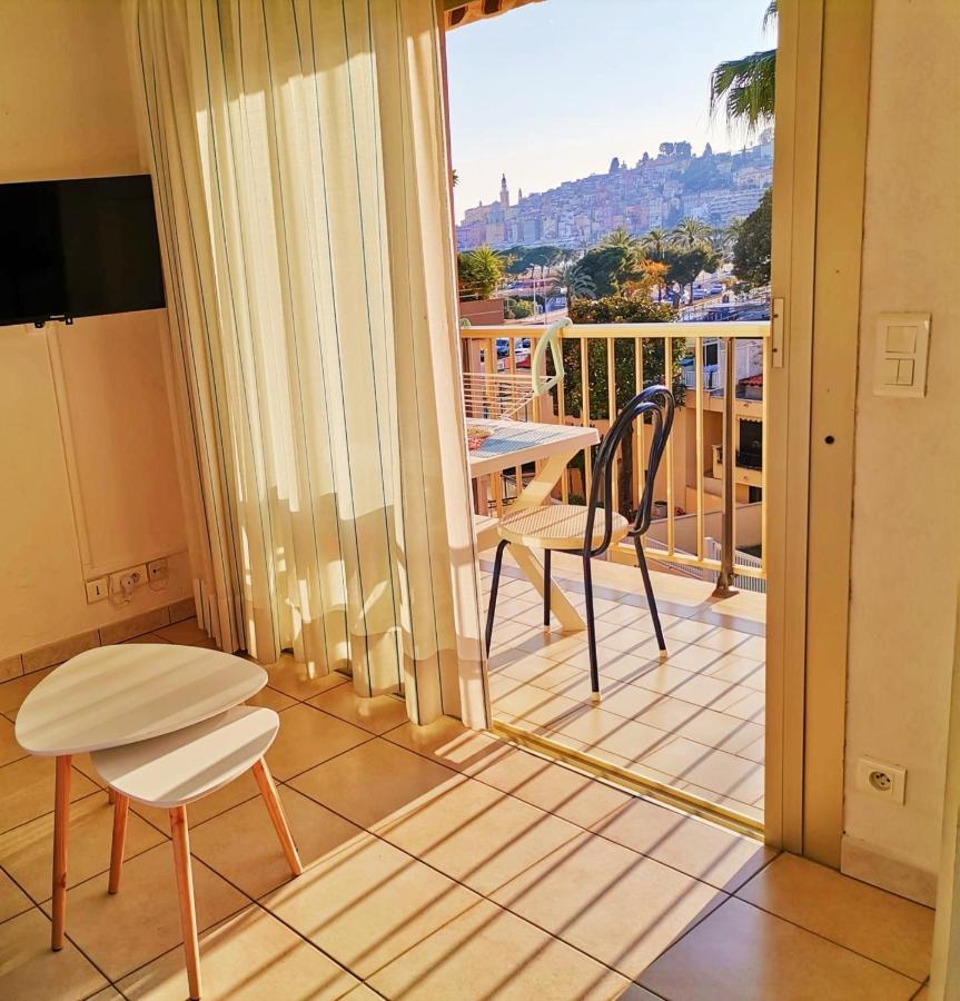 MENTON Studio au BORD DE MER Balcon, Calme, Dernier étage avec Ascenseur et Climatisation Extérieur photo